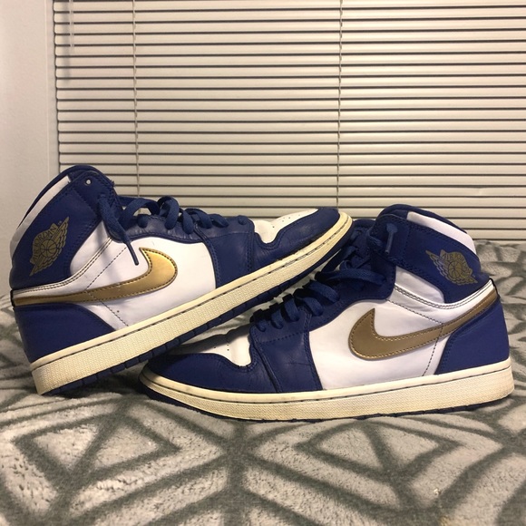 air jordan 1 retro high gold medal
